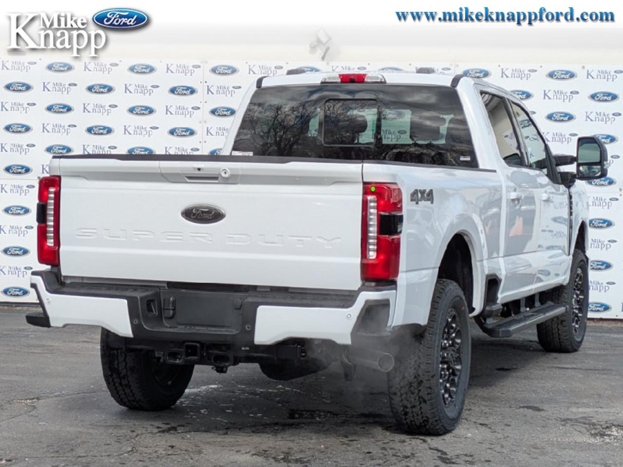 2026 Ford F-350 Super Duty XLT Photo