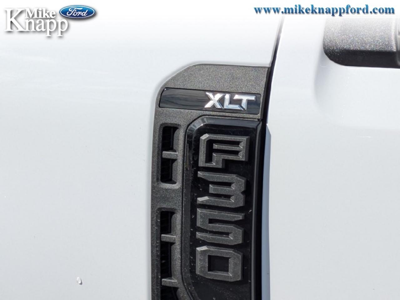 2026 Ford F-350 Super Duty XLT Photo