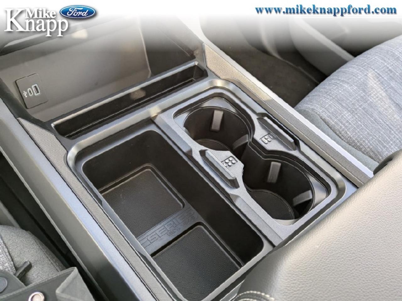 2026 Ford F-350 Super Duty XLT Photo