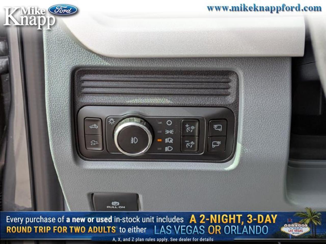 2026 Ford F-350 Super Duty XLT Photo