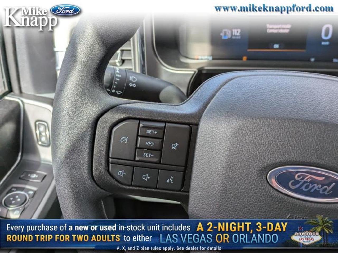 2026 Ford F-350 Super Duty XLT Photo