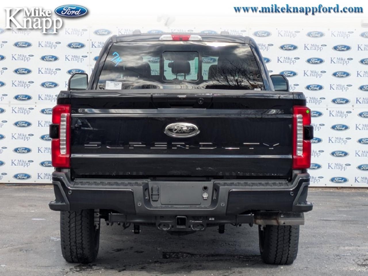 2026 Ford F-350 Super Duty Lariat Photo