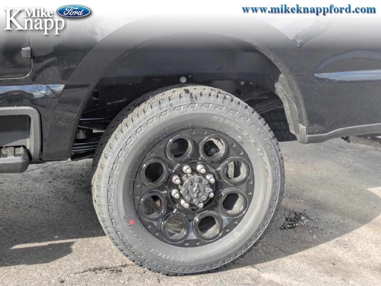 2026 Ford F-350 Super Duty Lariat Photo