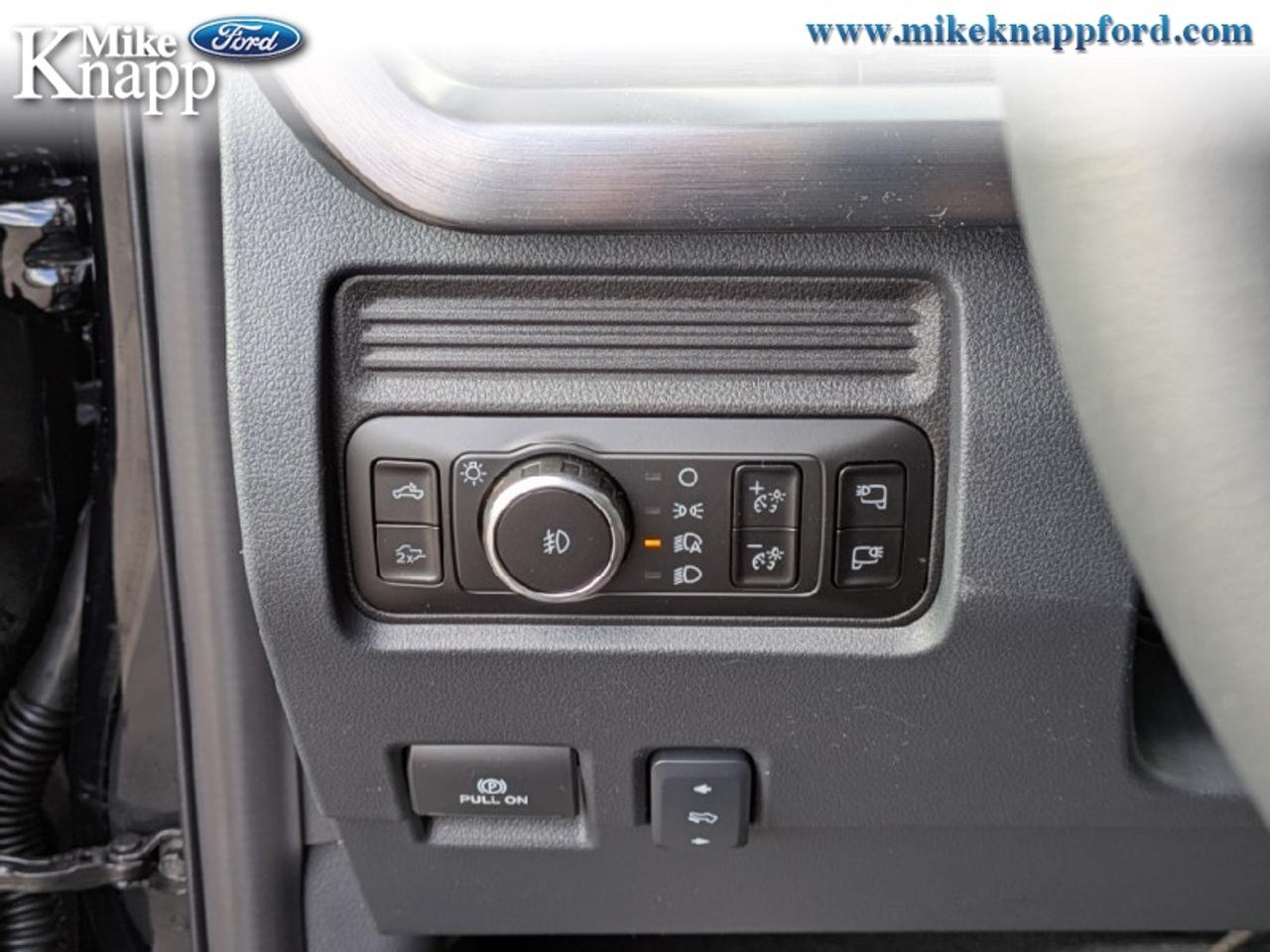 2026 Ford F-350 Super Duty Lariat Photo