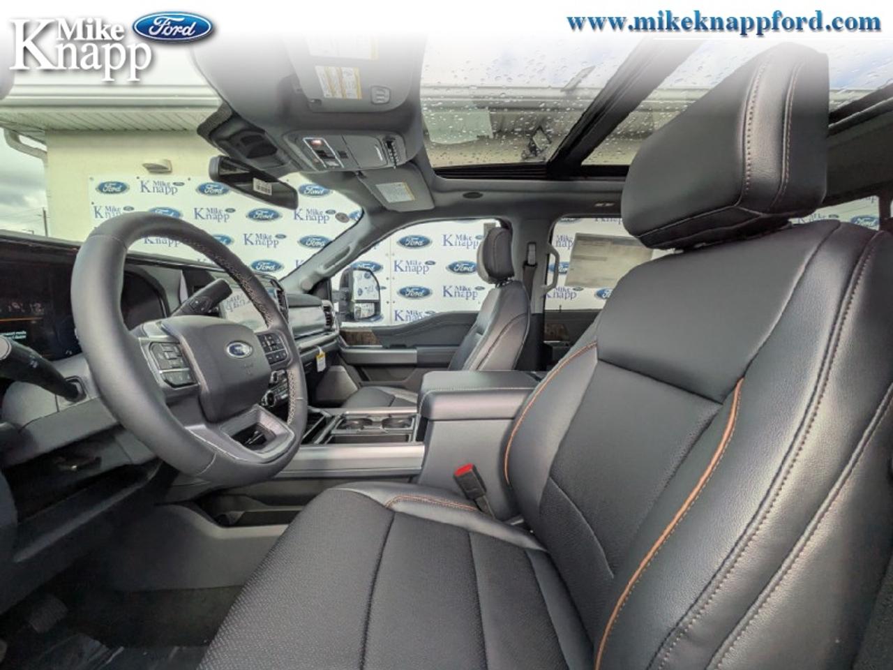 2026 Ford F-350 Super Duty Lariat Photo