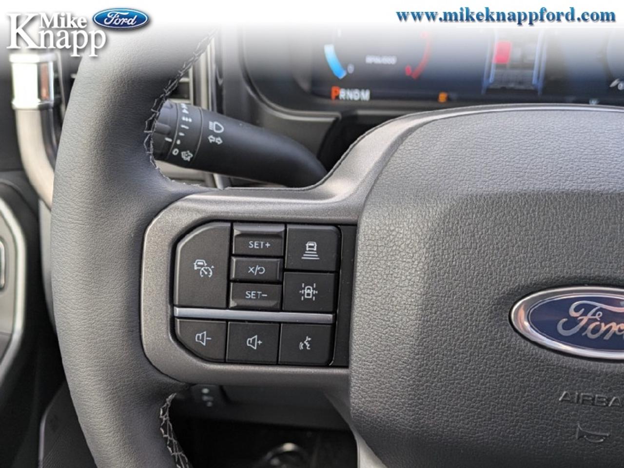 2026 Ford F-350 Super Duty Lariat Photo