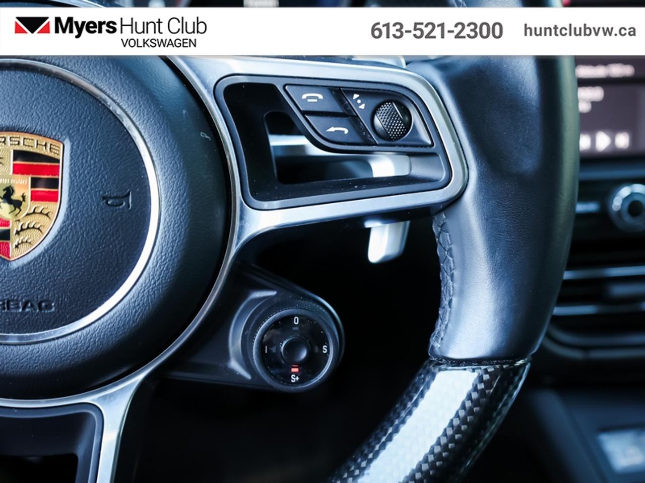 2021 Porsche Macan GTS AWD Photo