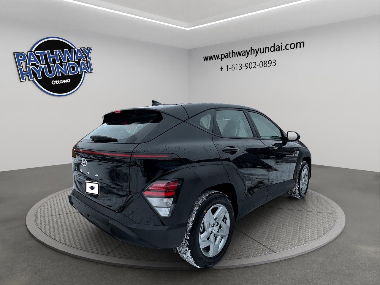 2026 Hyundai KONA Essential Photo3