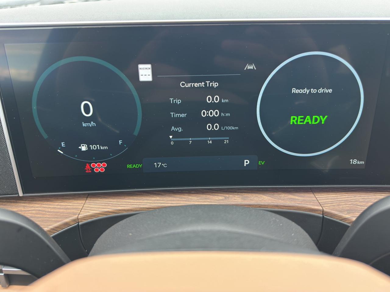 2026 Hyundai Santa Fe Hybrid Luxury Photo