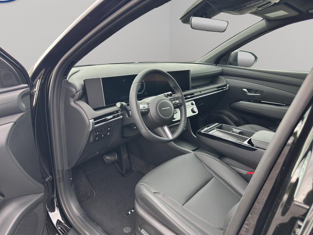 2026 Hyundai Tucson Hybrid Night Edition Photo