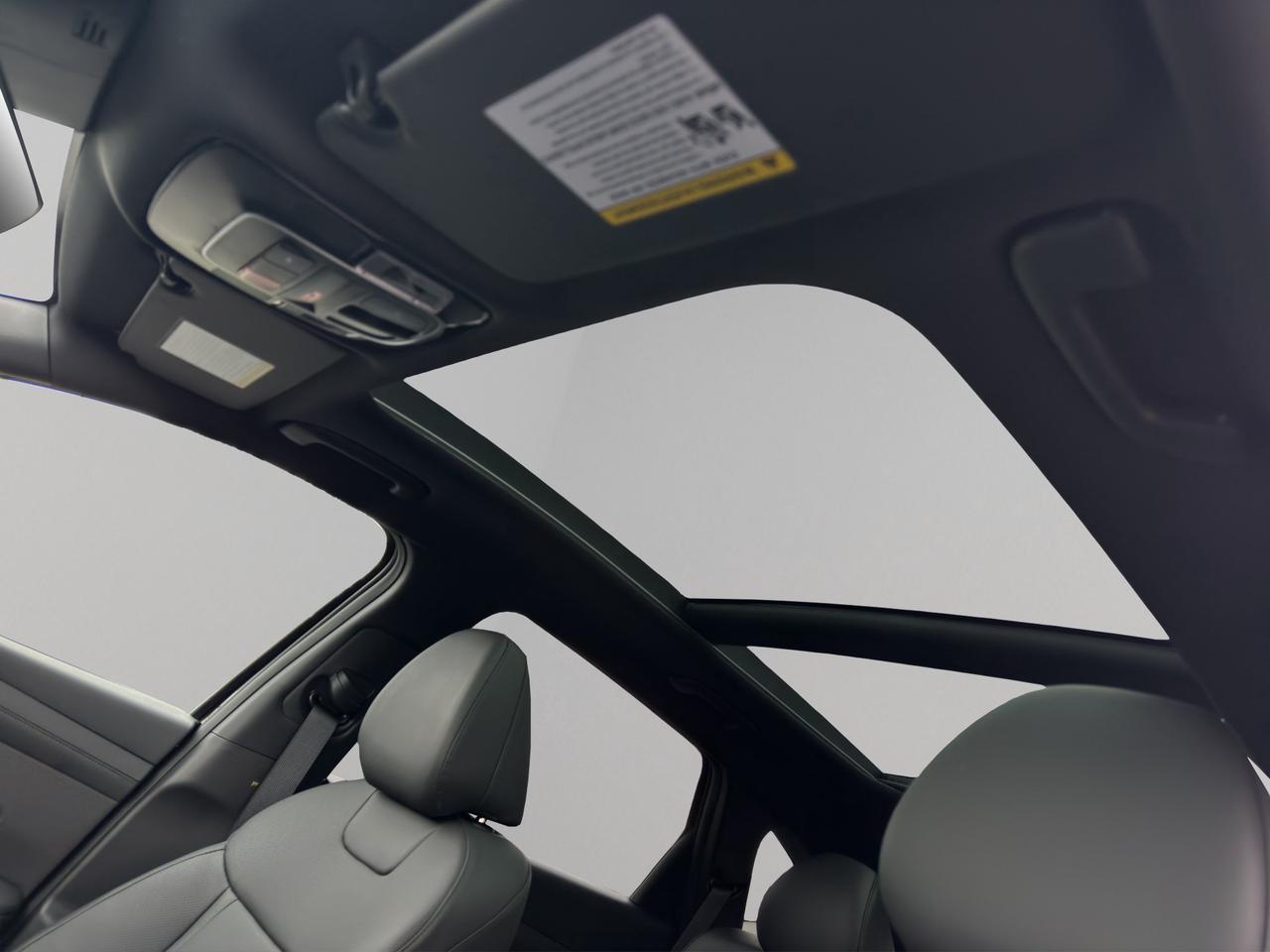 2026 Hyundai Tucson Hybrid Night Edition Photo