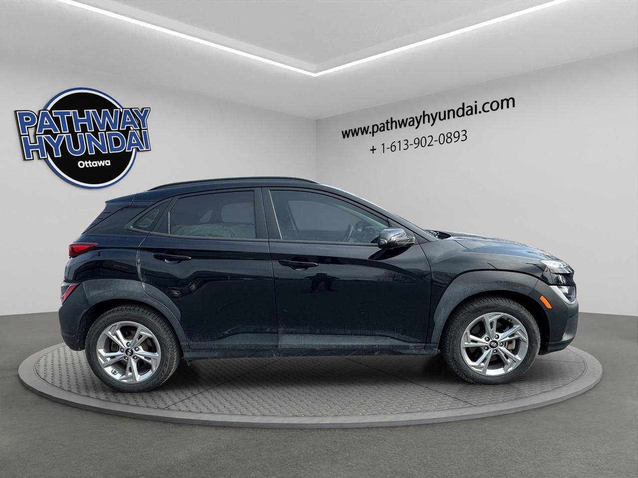 2022 Hyundai KONA Preferred | Reverse Cam | Heated Seats Photo