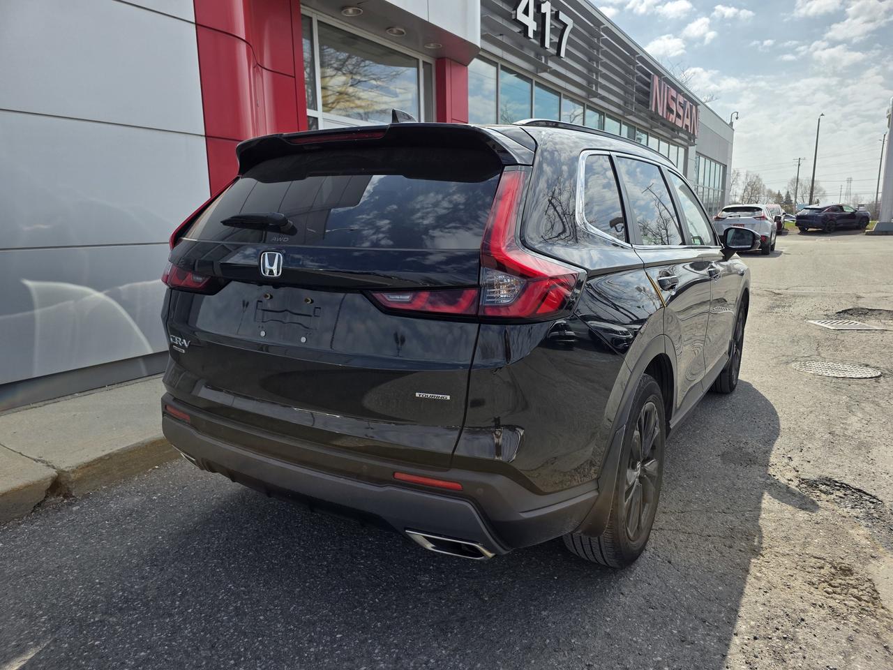 2023 Honda CR-V Hybrid Touring Photo