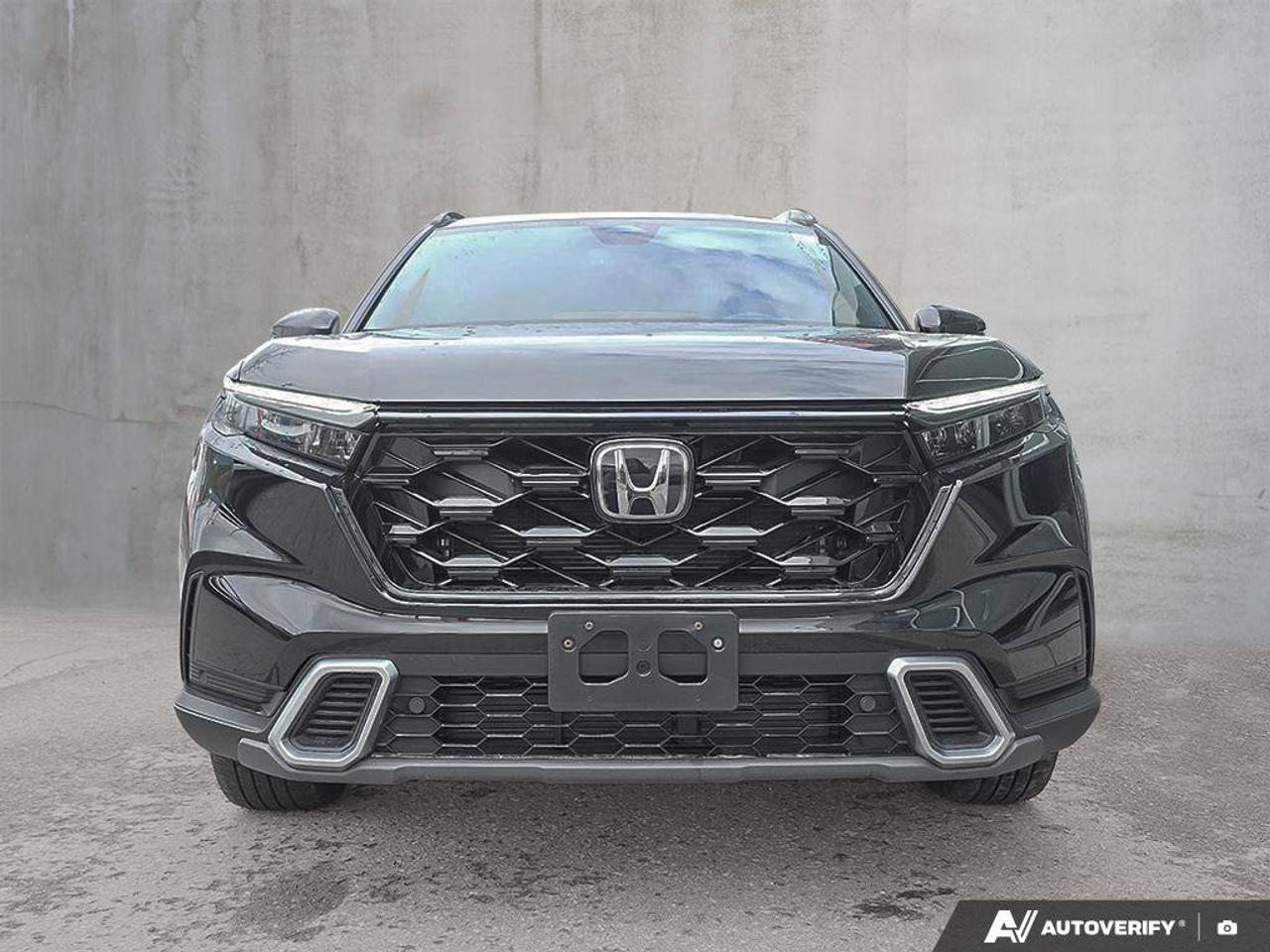 2023 Honda CR-V Hybrid Touring AWD | Bose Audio | Apple Car Play | Photo