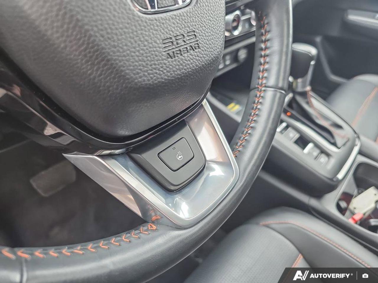 2023 Honda CR-V Hybrid Touring AWD | Bose Audio | Apple Car Play | Photo