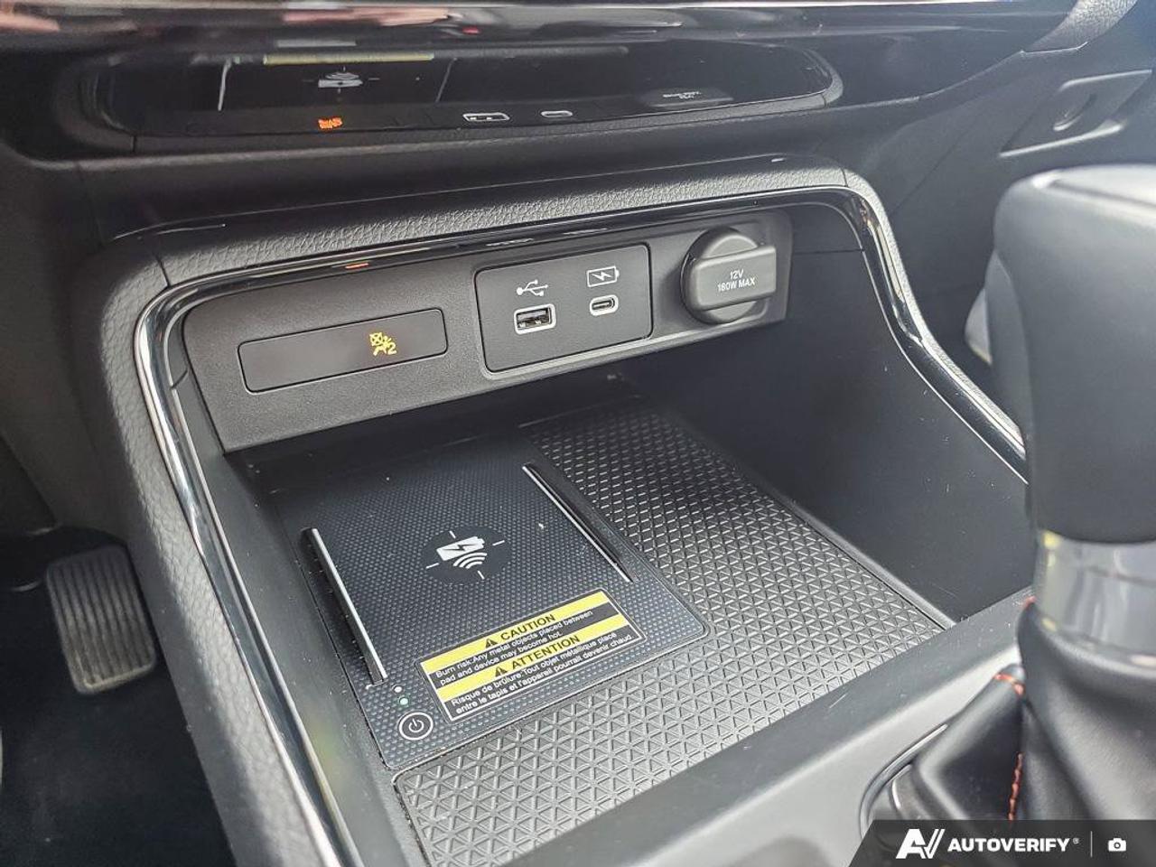 2023 Honda CR-V Hybrid Touring AWD | Bose Audio | Apple Car Play | Photo