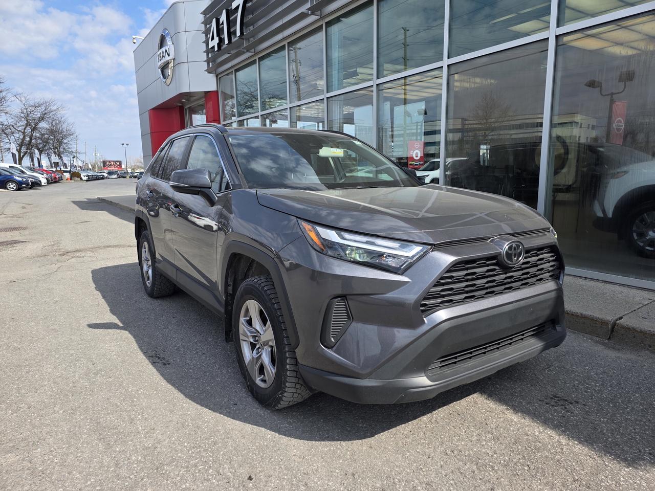 2025 Toyota RAV4 XLE Photo