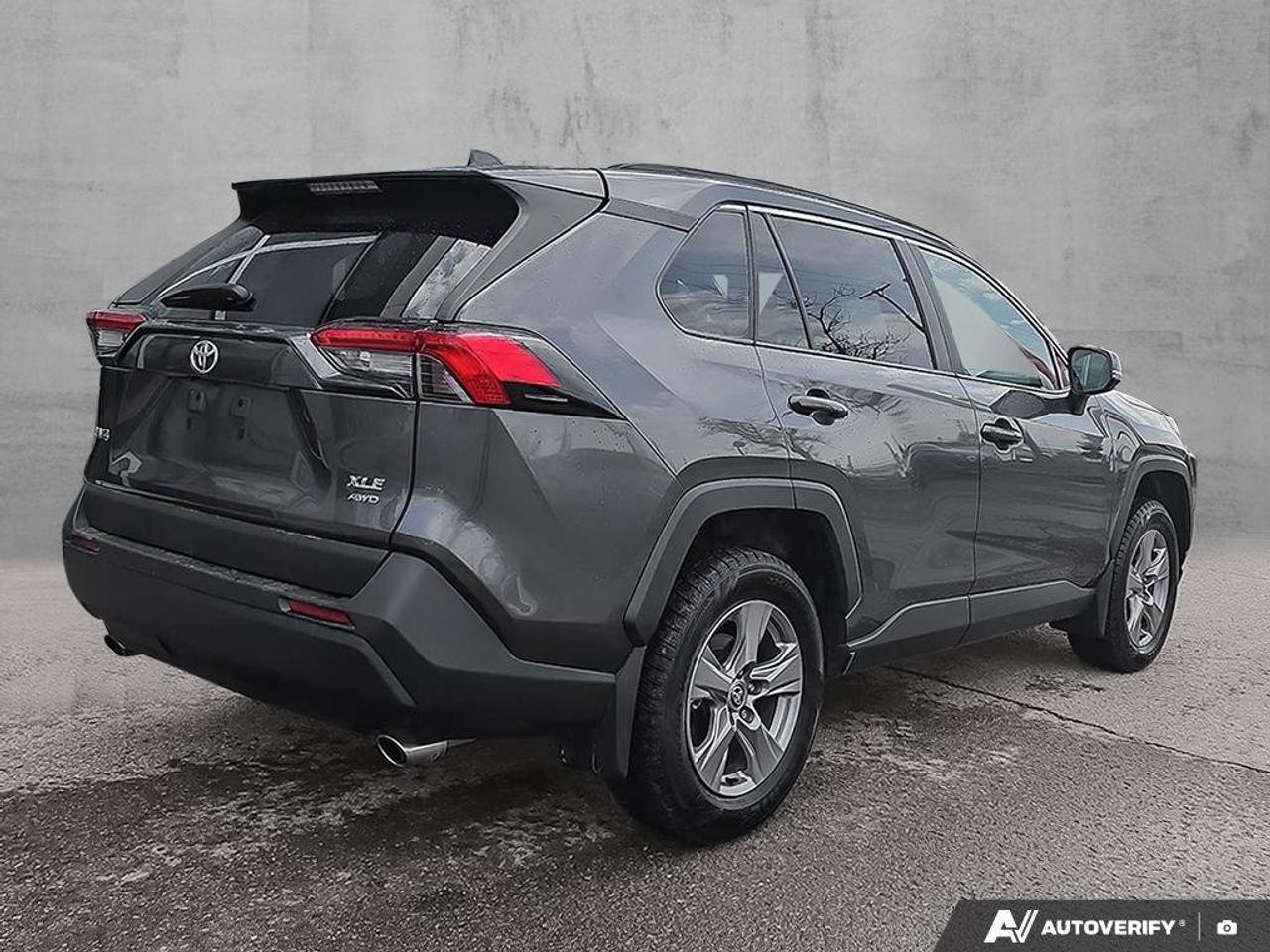2025 Toyota RAV4 XLE AWD | Apple Car Play | Android Auto | Photo3
