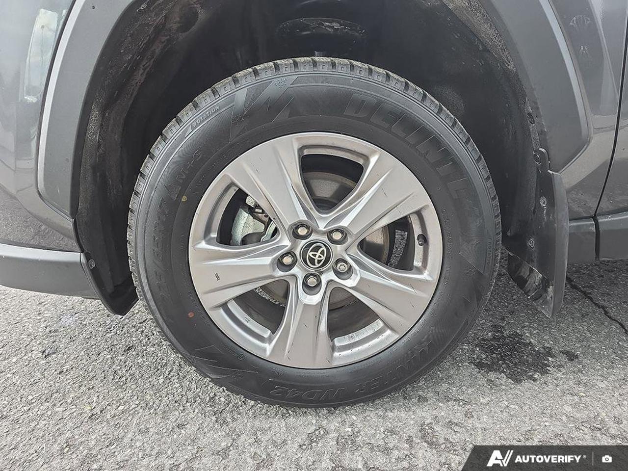 2025 Toyota RAV4 XLE AWD | Apple Car Play | Android Auto | Photo