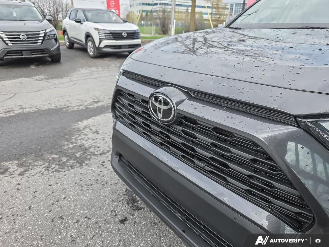 2025 Toyota RAV4 XLE AWD | Apple Car Play | Android Auto | Photo