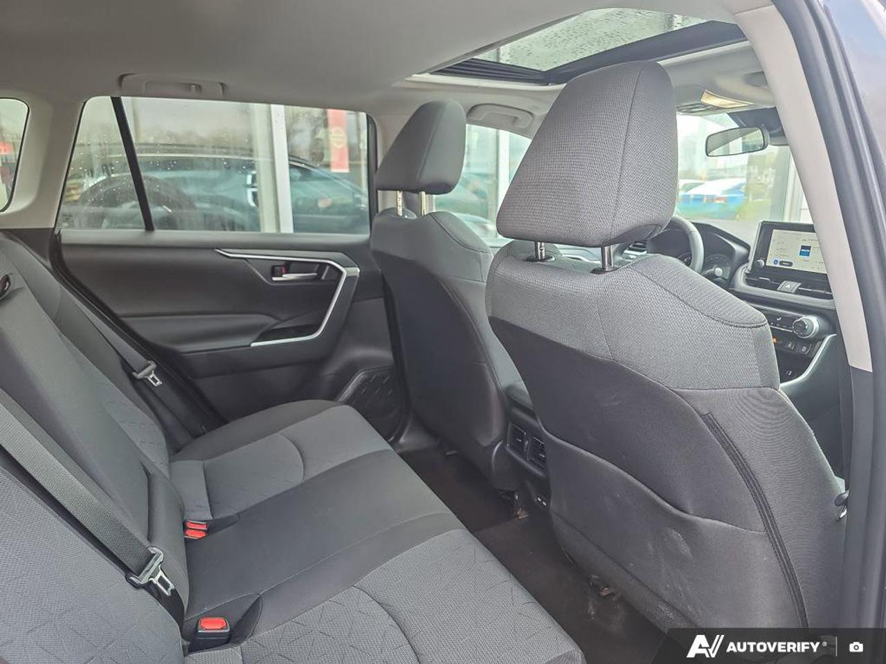 2025 Toyota RAV4 XLE AWD | Apple Car Play | Android Auto | Photo