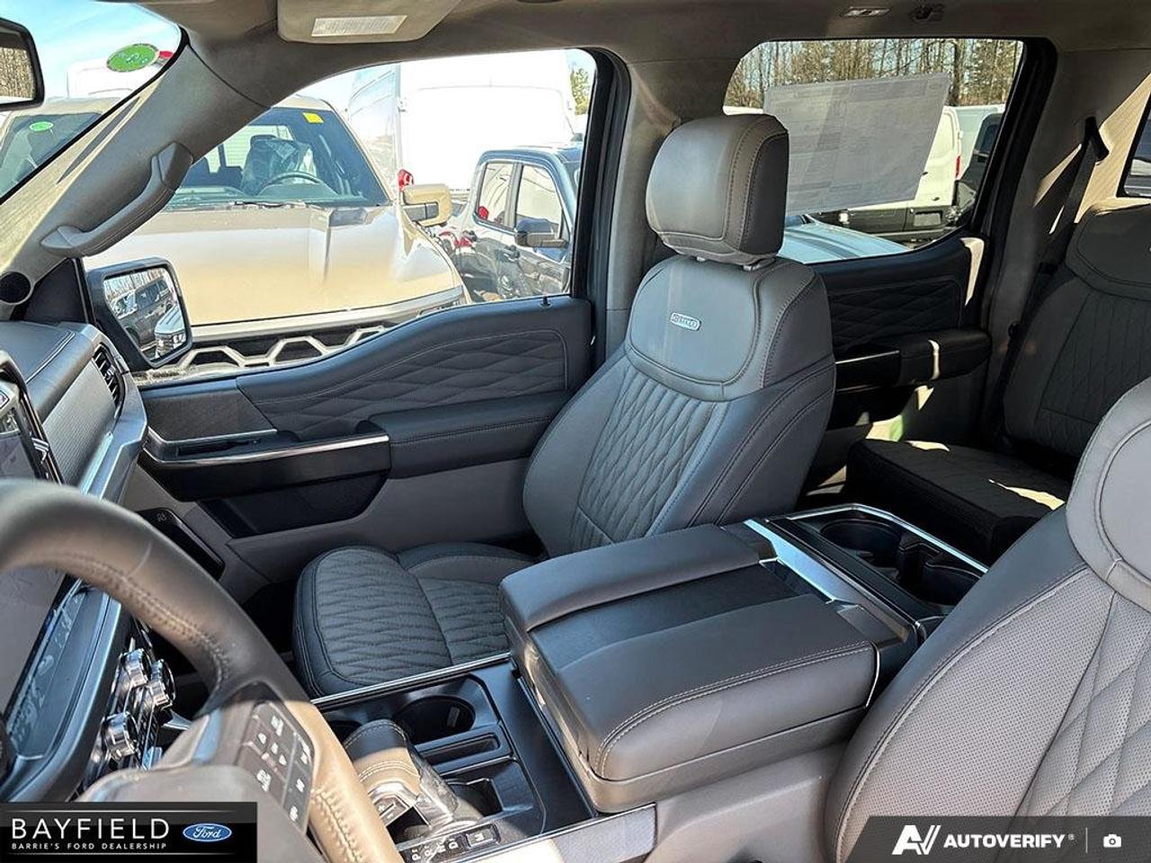 2026 Ford F-150 Platinum Photo