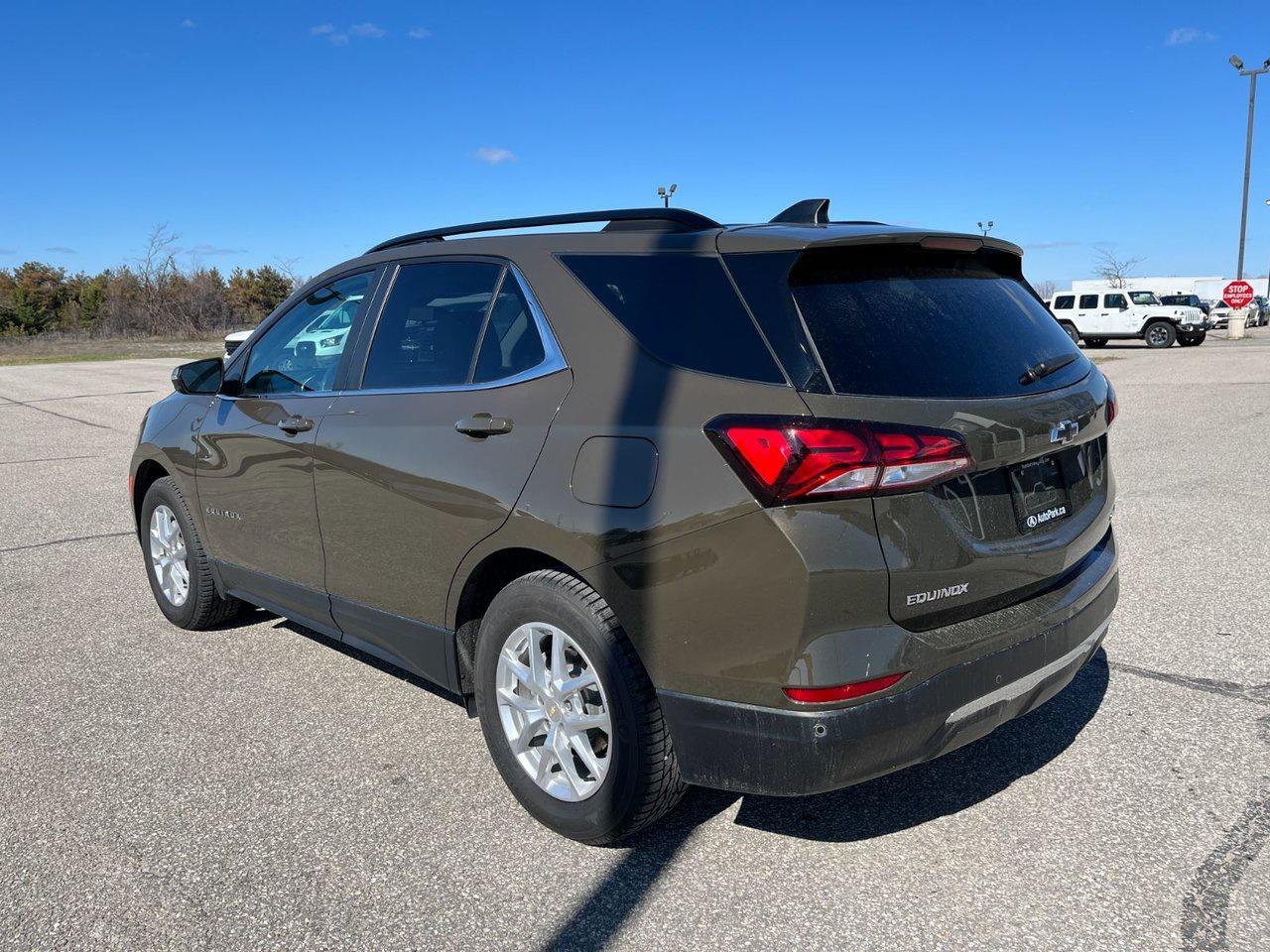 2023 Chevrolet Equinox AWD 4DR LT Photo