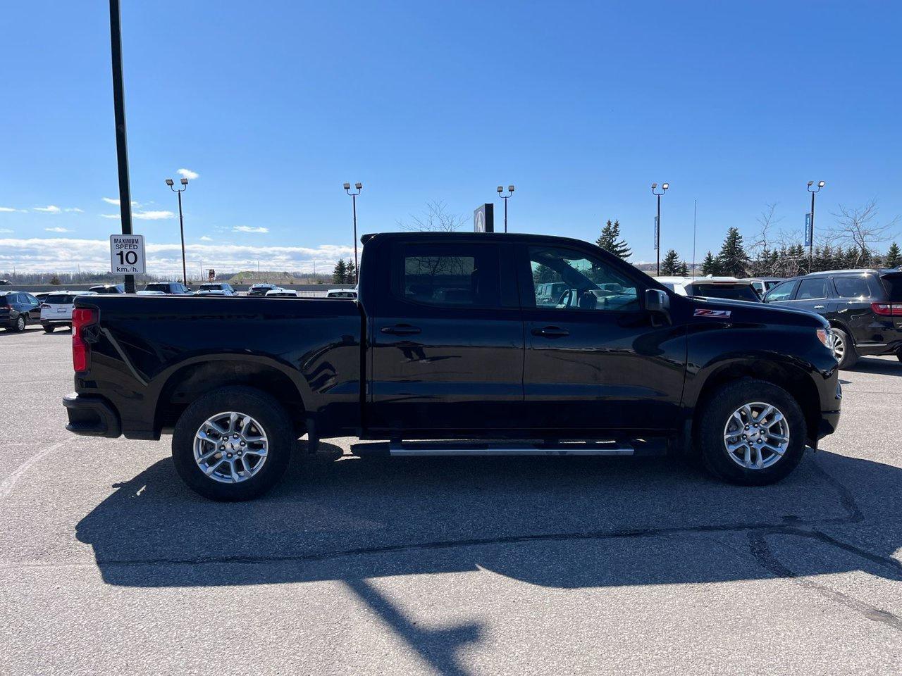 2024 Chevrolet Silverado 1500 4WD Crew Cab 147' WB RST Photo4