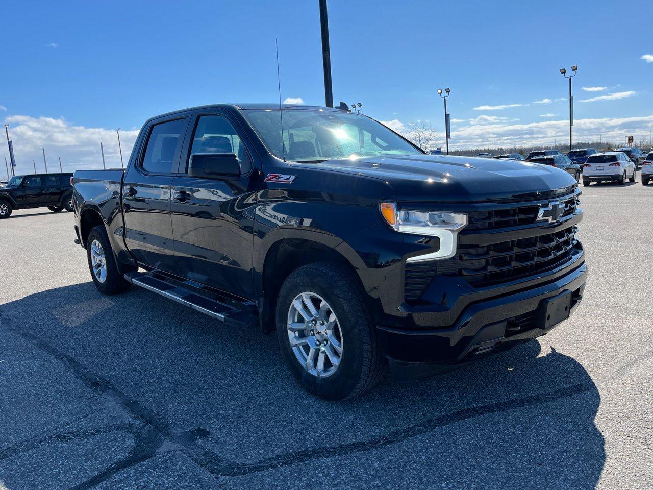 2024 Chevrolet Silverado 1500 4WD Crew Cab 147' WB RST Photo3