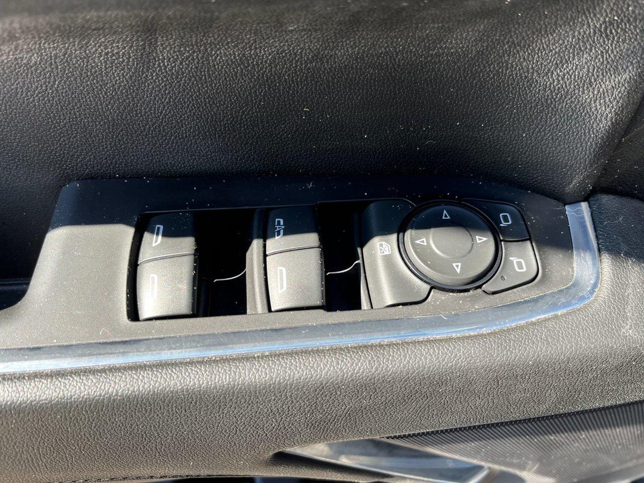 2024 Chevrolet Silverado 1500 4WD Crew Cab 147' WB RST Photo