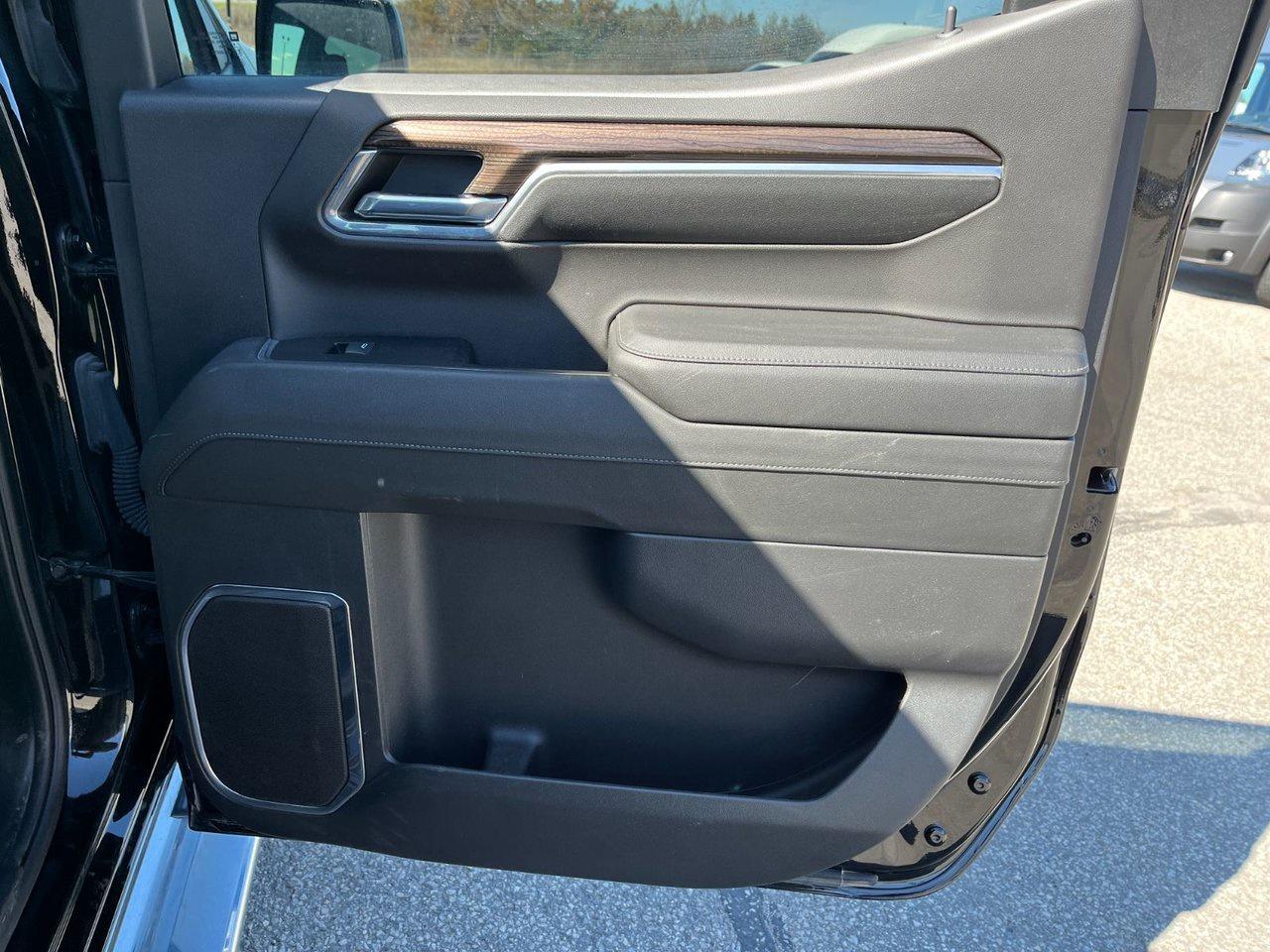 2024 Chevrolet Silverado 1500 4WD Crew Cab 147' WB RST Photo