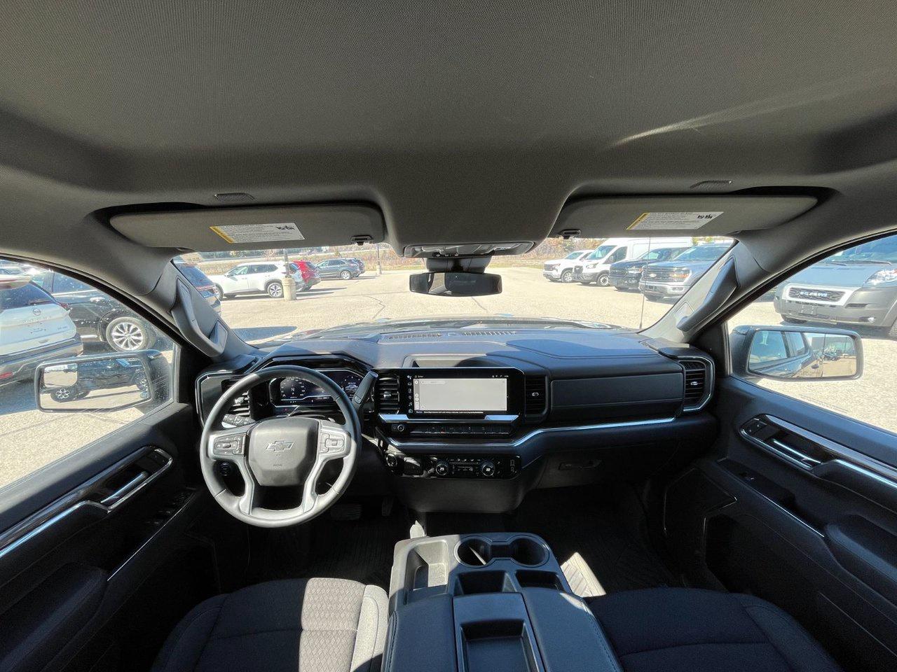 2024 Chevrolet Silverado 1500 4WD Crew Cab 147' WB RST Photo