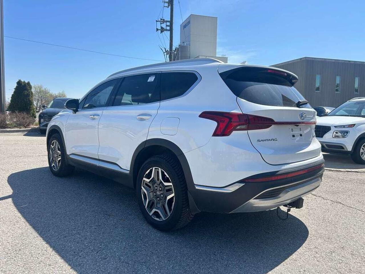 2021 Hyundai Santa Fe Hybrid Luxury Photo