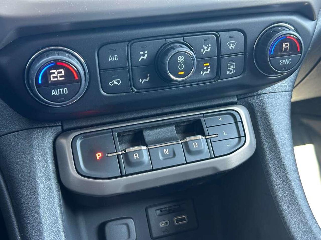 2021 GMC Acadia AWD DENALI Photo