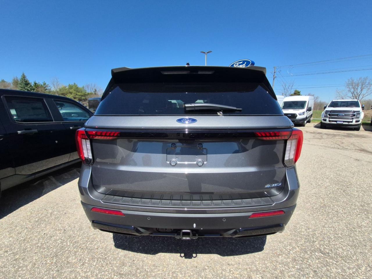 2026 Ford Explorer ST-LINE, PANO ROOF, BLUECRUISE, ADAPTIVE CRUISE Photo