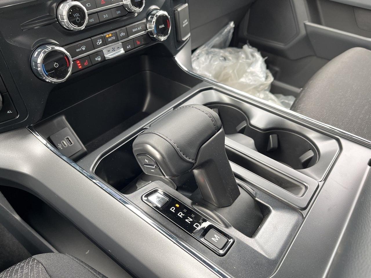 2026 Ford F-150 XLT 4WD SuperCrew 5.5' Box Photo