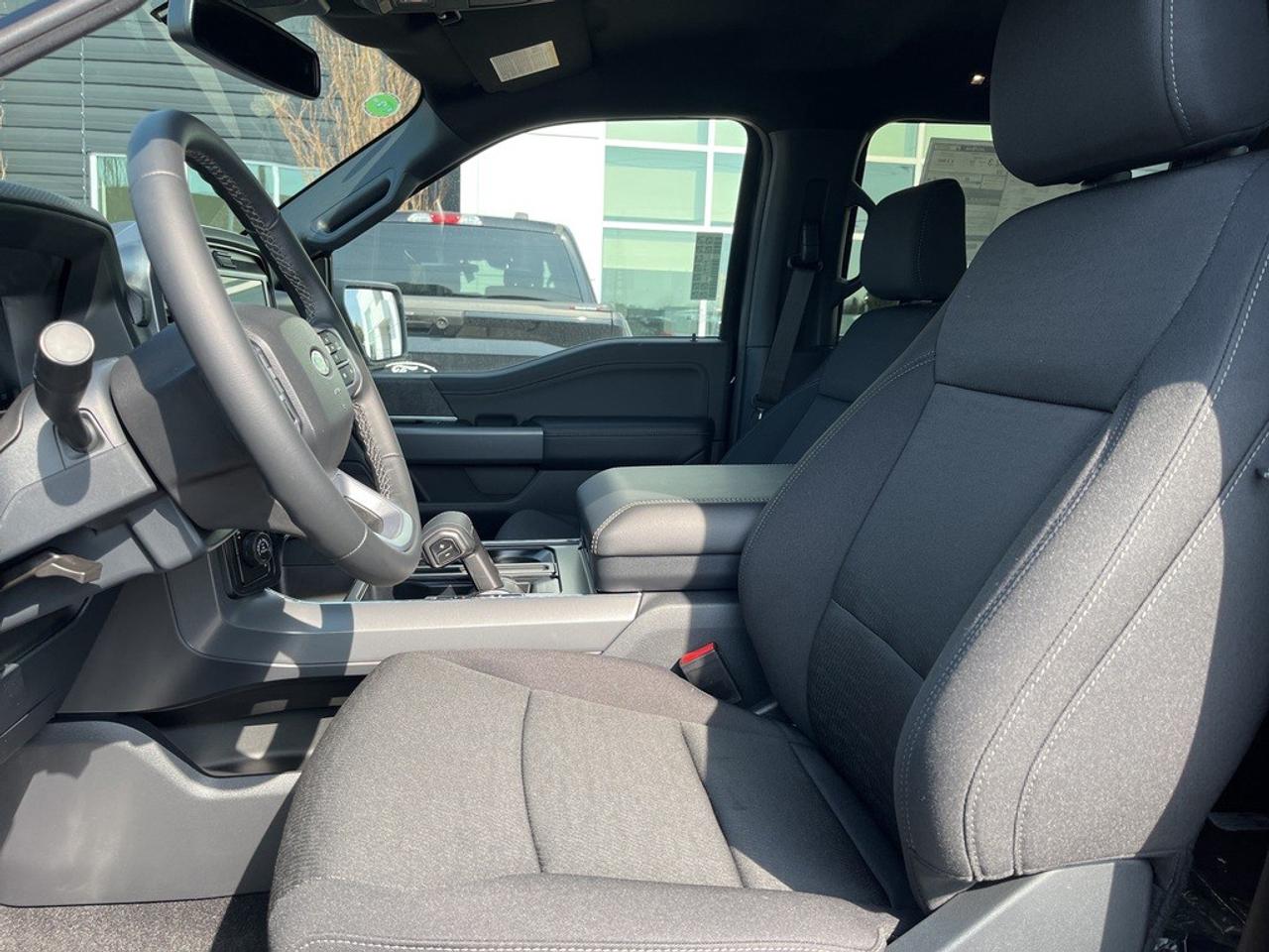 2026 Ford F-150 XLT 4WD SuperCrew 5.5' Box Photo