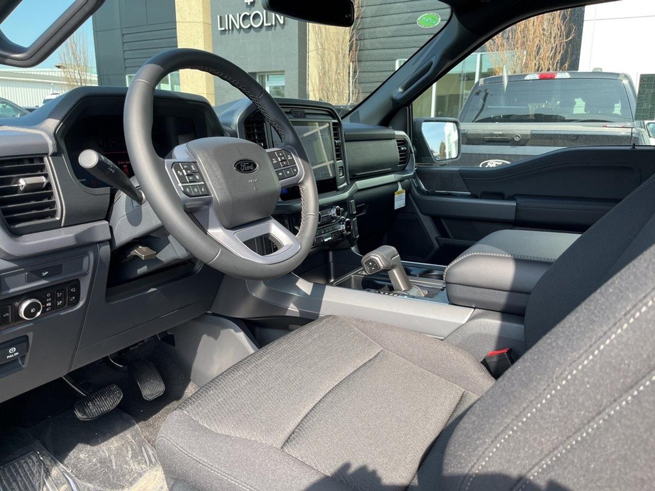 2026 Ford F-150 XLT 4WD SuperCrew 5.5' Box Photo