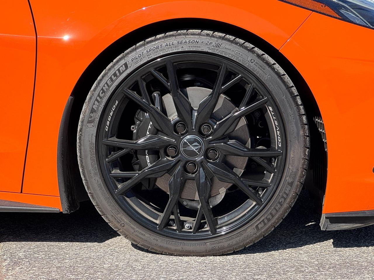 2023 Chevrolet Corvette 2LT Photo
