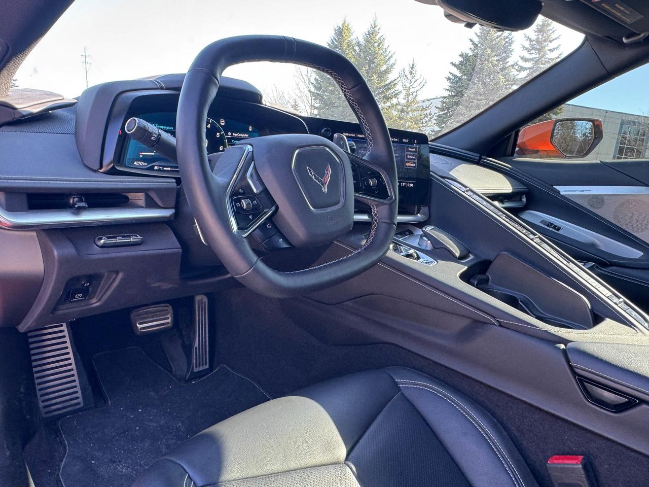 2023 Chevrolet Corvette 2LT Photo