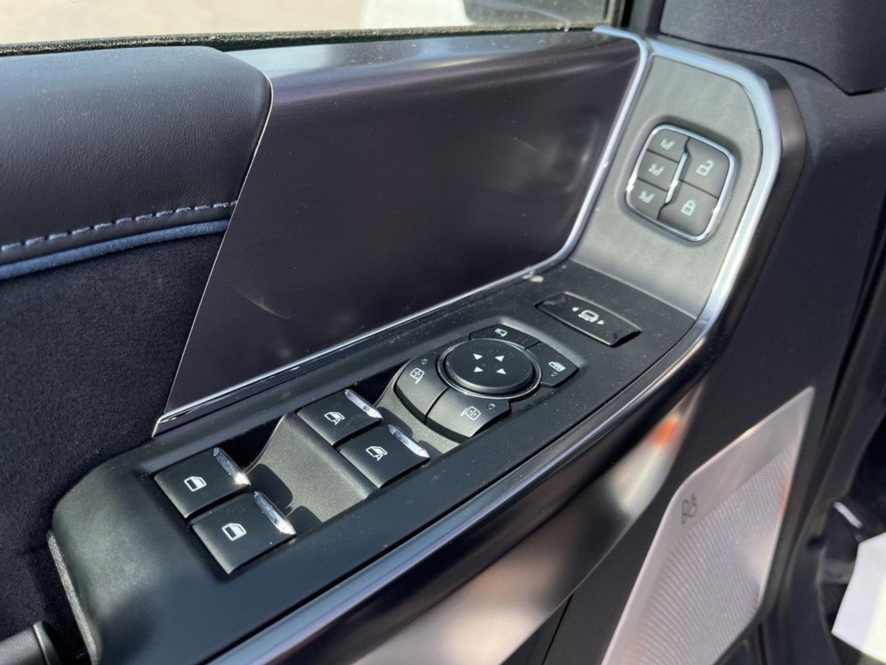 2026 Ford F-250 Super Duty SRW PLATINUM 4WD CREW CAB 6.75' BOX Photo