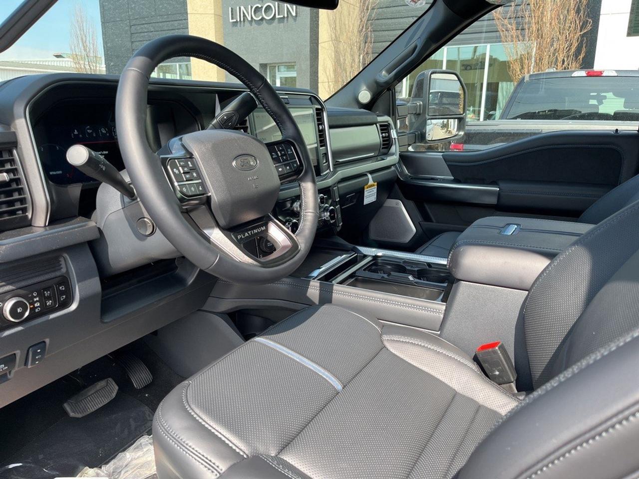 2026 Ford F-250 Super Duty SRW PLATINUM 4WD CREW CAB 6.75' BOX Photo