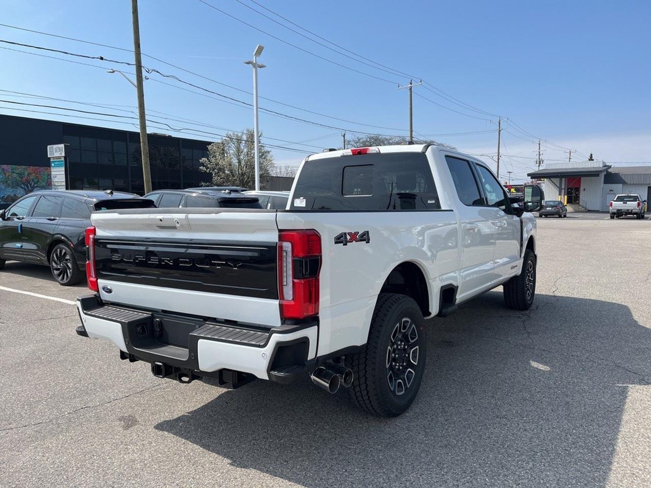 2026 Ford F-250 Super Duty SRW PLATINUM 4WD CREW CAB 6.75' BOX Photo3