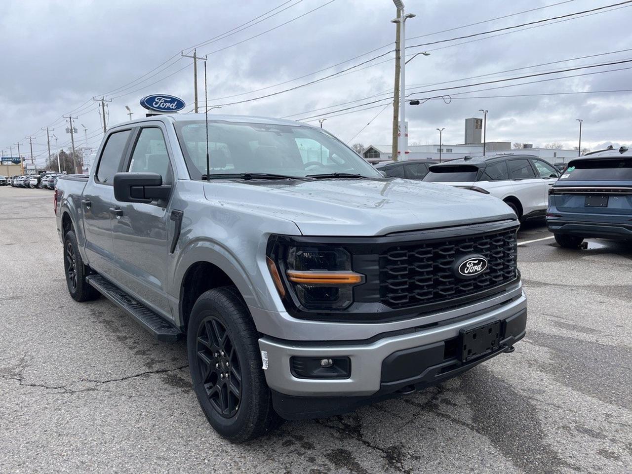 2026 Ford F-150 STX 4WD SuperCrew 5.5' Box Photo4