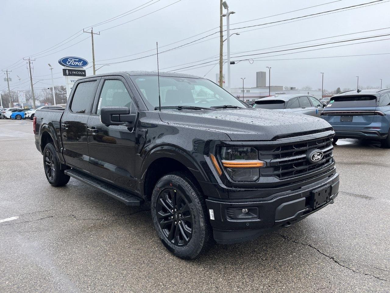 2026 Ford F-150 XLT 4WD SuperCrew 5.5' Box Photo4