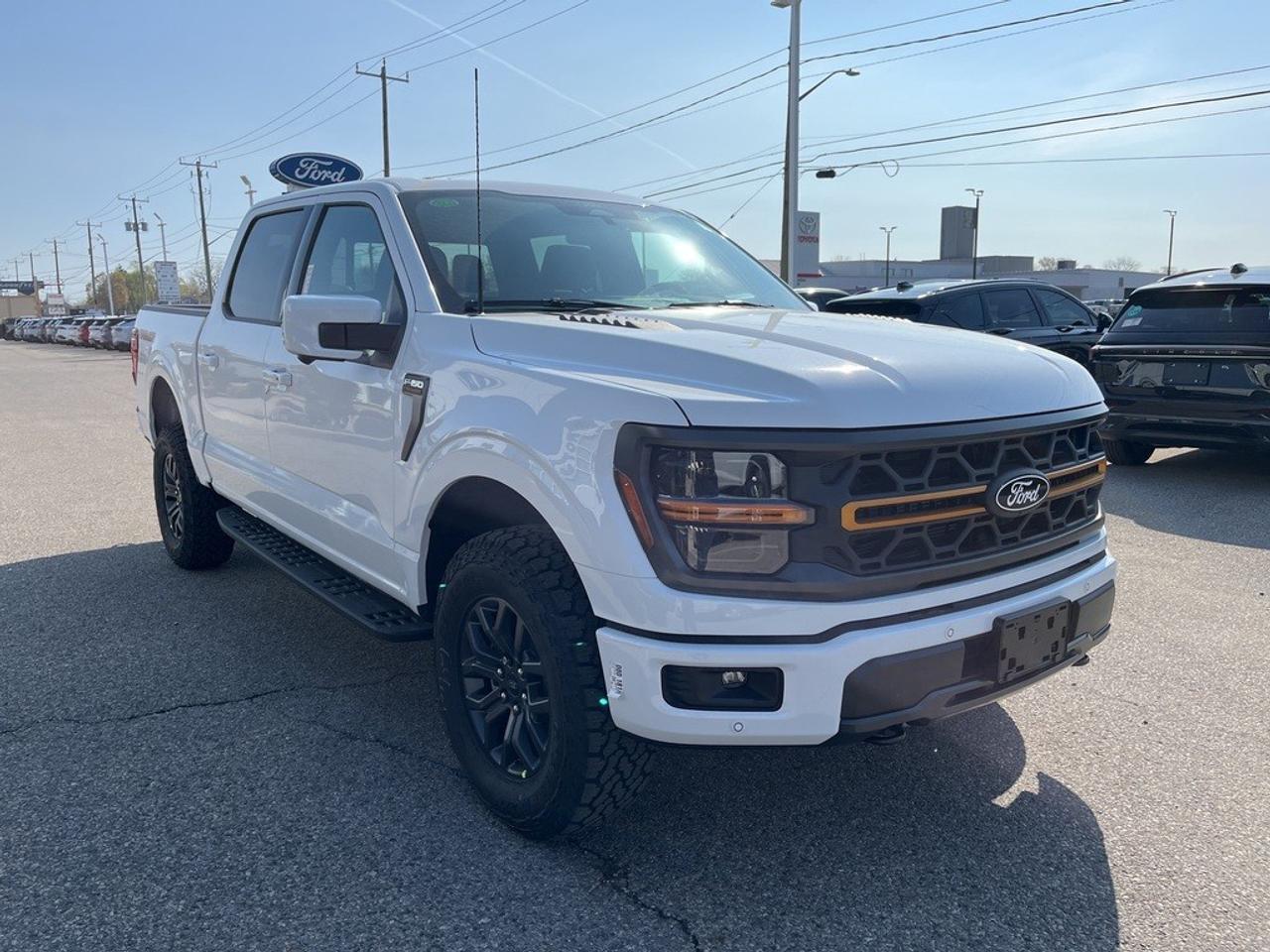 2026 Ford F-150 Tremor 4WD SuperCrew 5.5' Box Photo4