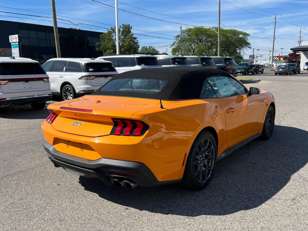 2026 Ford Mustang GT Premium Convertible Photo4