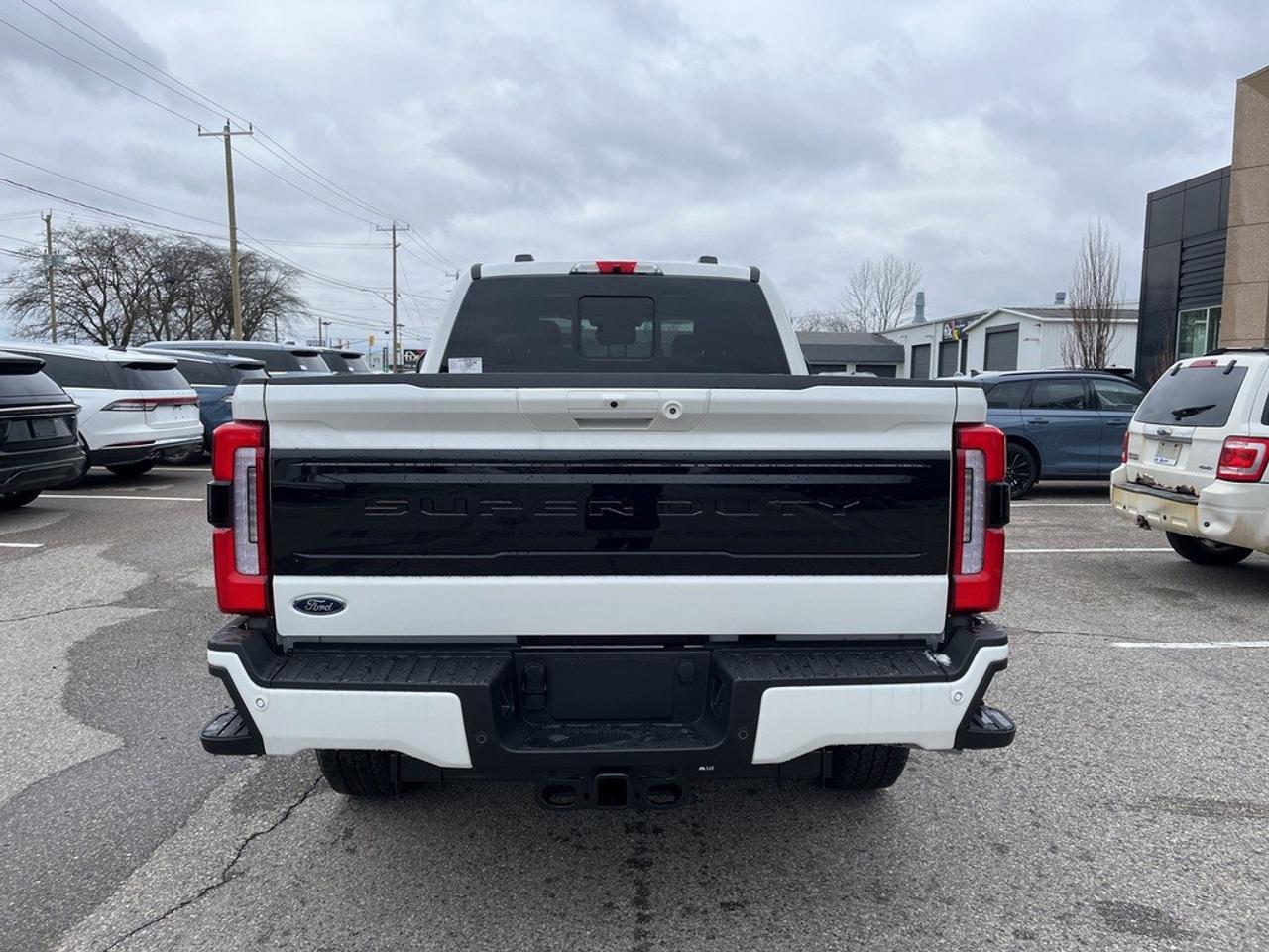 2026 Ford F-250 Super Duty SRW PLATINUM 4WD CREW CAB 6.75' BOX Photo2
