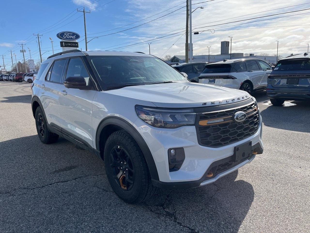 2026 Ford Explorer Tremor 4WD Photo4