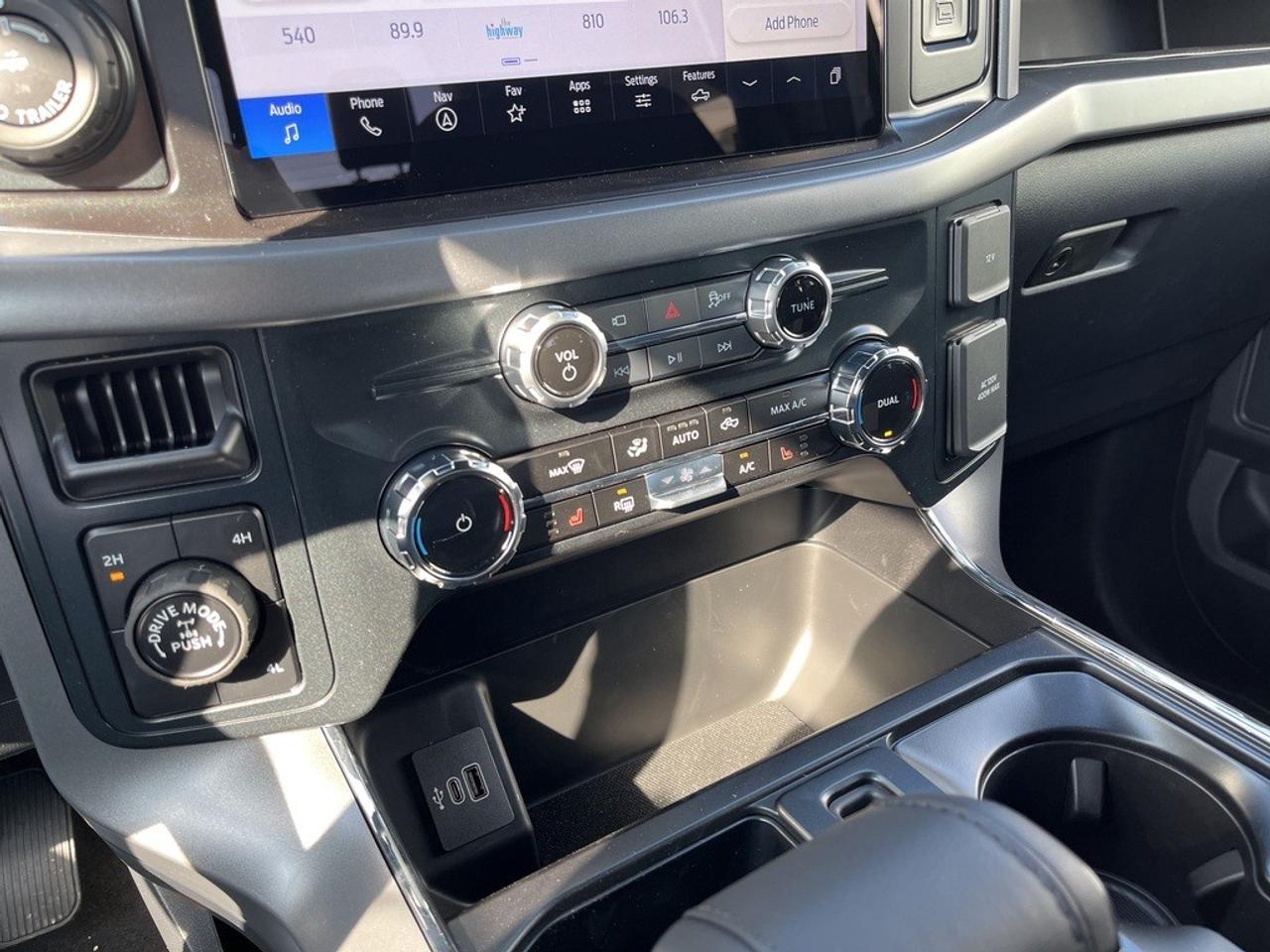 2026 Ford F-150 XLT 4WD SuperCrew 5.5' Box Photo